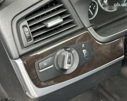БМВ 5 Серія, об'ємом двигуна 3 л та пробігом 136 тис. км за 15690 $, фото 20 на Automoto.ua