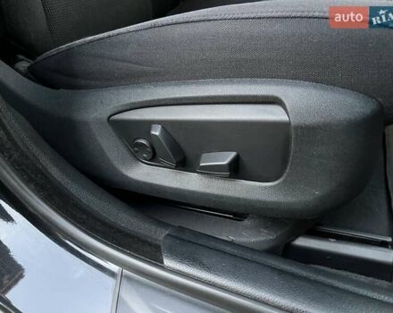 БМВ 5 Серия, объемом двигателя 2 л и пробегом 237 тыс. км за 17950 $, фото 35 на Automoto.ua