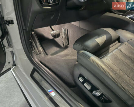 БМВ 5 Серия, объемом двигателя 3 л и пробегом 137 тыс. км за 38000 $, фото 28 на Automoto.ua