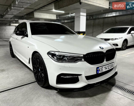 БМВ 5 Серия, объемом двигателя 3 л и пробегом 137 тыс. км за 38000 $, фото 21 на Automoto.ua