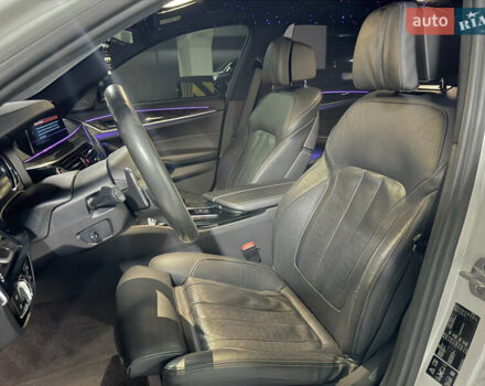 БМВ 5 Серия, объемом двигателя 3 л и пробегом 137 тыс. км за 38000 $, фото 27 на Automoto.ua