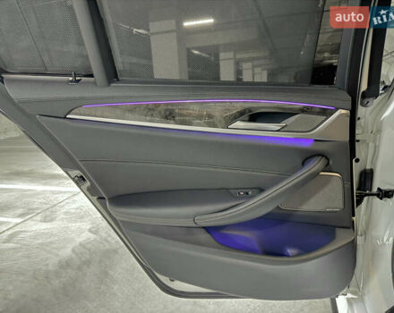 БМВ 5 Серия, объемом двигателя 3 л и пробегом 137 тыс. км за 38000 $, фото 31 на Automoto.ua