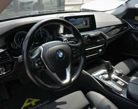 БМВ 5 Серия, объемом двигателя 0 л и пробегом 210 тыс. км за 28500 $, фото 18 на Automoto.ua