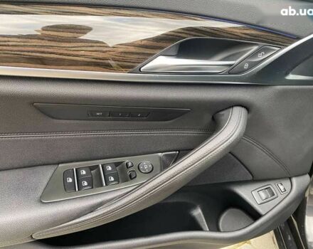 БМВ 5 Серия, объемом двигателя 0 л и пробегом 138 тыс. км за 23900 $, фото 11 на Automoto.ua