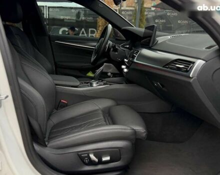 БМВ 5 Серия 2020 в Киеве на Automoto.ua БМВ 5 Серия, объемом двигателя 3 л и пробегом 133 тыс. км за 46000 $, фото 20 на Automoto.ua