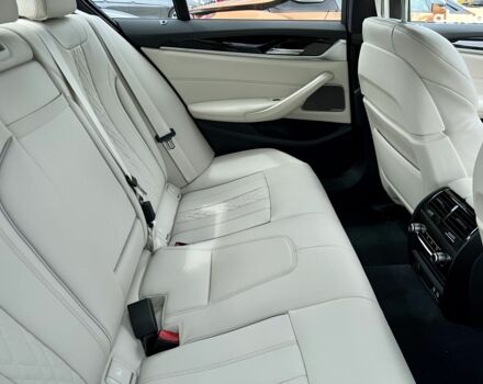 БМВ 5 Серия, объемом двигателя 3 л и пробегом 16 тыс. км за 79119 $, фото 17 на Automoto.ua