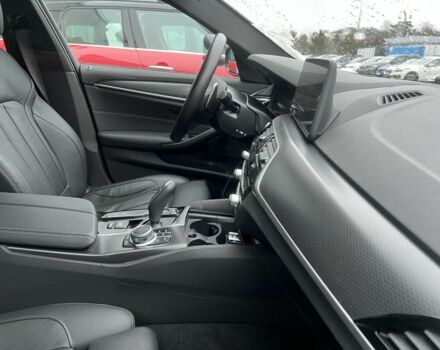 БМВ 5 Серия, объемом двигателя 3 л и пробегом 24 тыс. км за 72164 $, фото 24 на Automoto.ua