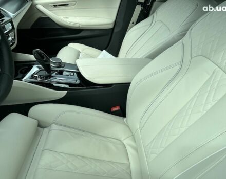 БМВ 5 Серія, об'ємом двигуна 2 л та пробігом 4 тис. км за 75859 $, фото 3 на Automoto.ua