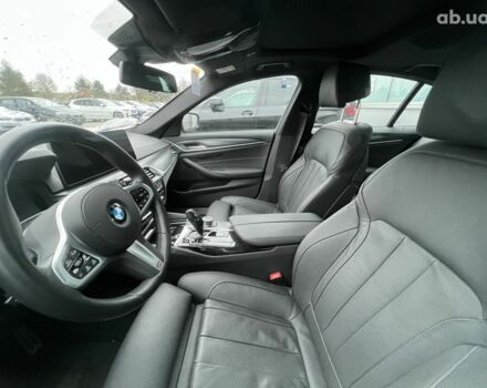 БМВ 5 Серия, объемом двигателя 3 л и пробегом 24 тыс. км за 72164 $, фото 29 на Automoto.ua