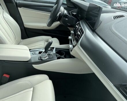 БМВ 5 Серія, об'ємом двигуна 2 л та пробігом 4 тис. км за 75859 $, фото 14 на Automoto.ua