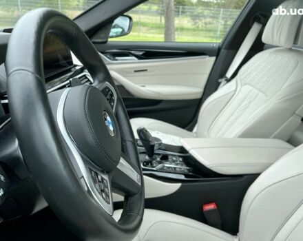 БМВ 5 Серия, объемом двигателя 3 л и пробегом 16 тыс. км за 79119 $, фото 18 на Automoto.ua