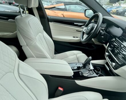 БМВ 5 Серия, объемом двигателя 3 л и пробегом 16 тыс. км за 79119 $, фото 13 на Automoto.ua