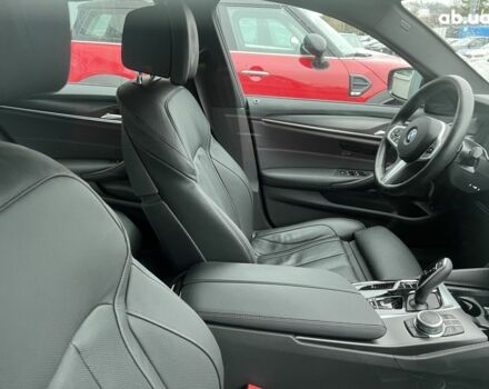 БМВ 5 Серия, объемом двигателя 3 л и пробегом 24 тыс. км за 72164 $, фото 26 на Automoto.ua
