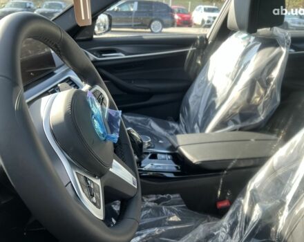 БМВ 5 Серія, об'ємом двигуна 3 л та пробігом 0 тис. км за 92269 $, фото 25 на Automoto.ua
