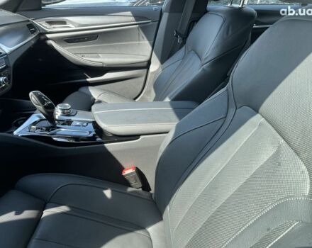 БМВ 5 Серия, объемом двигателя 3 л и пробегом 16 тыс. км за 74881 $, фото 11 на Automoto.ua