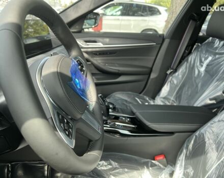 БМВ 5 Серия, объемом двигателя 3 л и пробегом 0 тыс. км за 93900 $, фото 37 на Automoto.ua