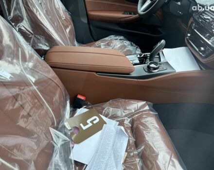 БМВ 5 Серия, объемом двигателя 4.4 л и пробегом 0 тыс. км за 95856 $, фото 24 на Automoto.ua
