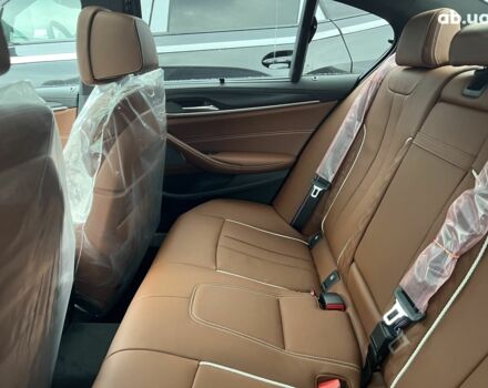 БМВ 5 Серия, объемом двигателя 4.4 л и пробегом 0 тыс. км за 95856 $, фото 12 на Automoto.ua