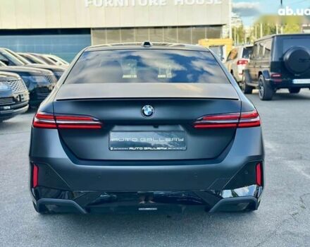 БМВ 5 Серия 2023 в Киеве на Automoto.ua БМВ 5 Серия, объемом двигателя 0 л и пробегом 26 тыс. км за 74999 $, фото 16 на Automoto.ua