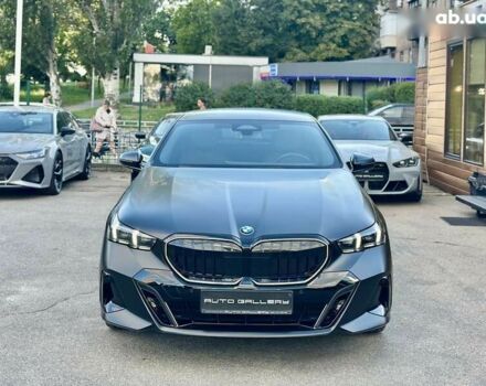 БМВ 5 Серия 2023 в Киеве на Automoto.ua БМВ 5 Серия, объемом двигателя 0 л и пробегом 26 тыс. км за 74999 $, фото 11 на Automoto.ua