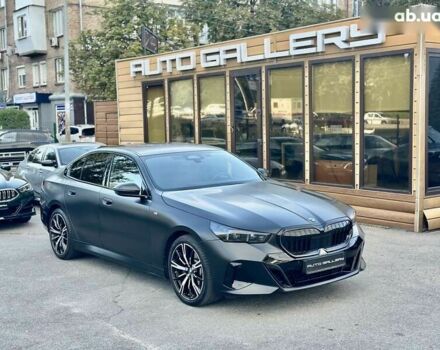 БМВ 5 Серия 2023 в Киеве на Automoto.ua БМВ 5 Серия, объемом двигателя 0 л и пробегом 26 тыс. км за 74999 $, фото 12 на Automoto.ua