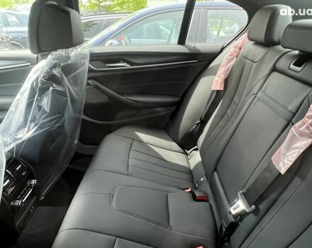 БМВ 5 Серия, объемом двигателя 2 л и пробегом 0 тыс. км за 81401 $, фото 29 на Automoto.ua