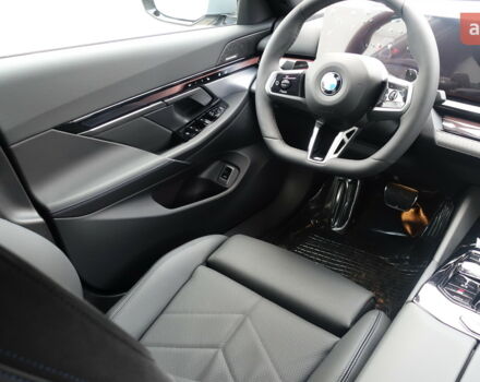 БМВ 5 Серия, объемом двигателя 2.99 л и пробегом 0 тыс. км за 88974 $, фото 6 на Automoto.ua