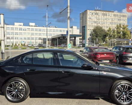 БМВ 5 Серия, объемом двигателя 2 л и пробегом 0 тыс. км за 71404 $, фото 4 на Automoto.ua