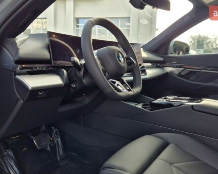 БМВ 5 Серия, объемом двигателя 2 л и пробегом 0 тыс. км за 71117 $, фото 9 на Automoto.ua