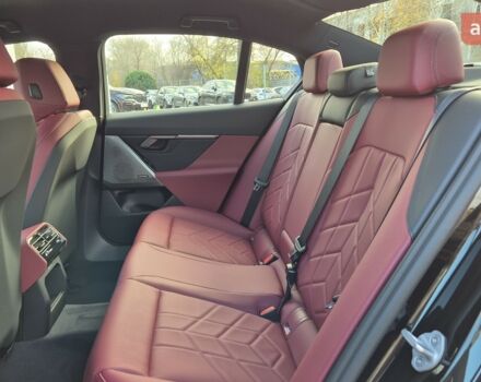 БМВ 5 Серия, объемом двигателя 2 л и пробегом 0 тыс. км за 71120 $, фото 12 на Automoto.ua