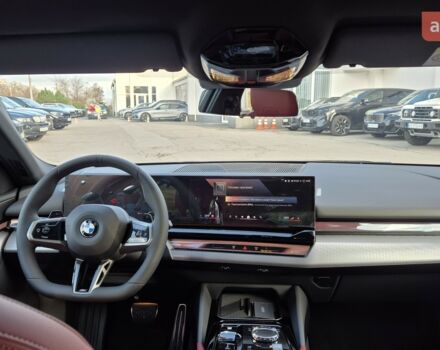 БМВ 5 Серия, объемом двигателя 2 л и пробегом 0 тыс. км за 71120 $, фото 14 на Automoto.ua