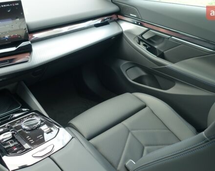 БМВ 5 Серия, объемом двигателя 2.99 л и пробегом 0 тыс. км за 88974 $, фото 7 на Automoto.ua