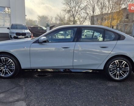БМВ 5 Серия, объемом двигателя 2 л и пробегом 0 тыс. км за 71117 $, фото 3 на Automoto.ua
