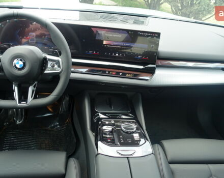 БМВ 5 Серия, объемом двигателя 2.99 л и пробегом 0 тыс. км за 88974 $, фото 5 на Automoto.ua