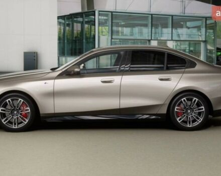 БМВ 5 Серия, объемом двигателя 2.99 л и пробегом 0 тыс. км за 86998 $, фото 1 на Automoto.ua