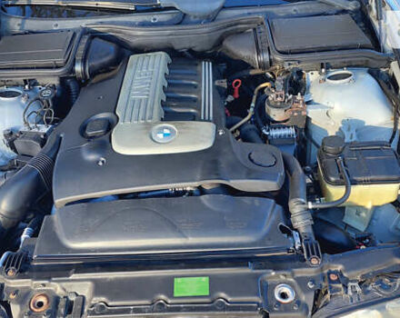 БМВ 5 Серия, объемом двигателя 2.5 л и пробегом 418 тыс. км за 4600 $, фото 27 на Automoto.ua