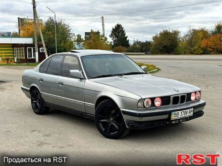 БМВ 5 Серія 1987 у Харкові на Automoto.ua БМВ 5 Серія, об'ємом двигуна 2 л та пробігом 300 тис. км за 1450 $, фото 1 на Automoto.ua