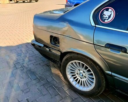 БМВ 5 Серія, об'ємом двигуна 2.5 л та пробігом 0 тис. км за 1000 $, фото 1 на Automoto.ua