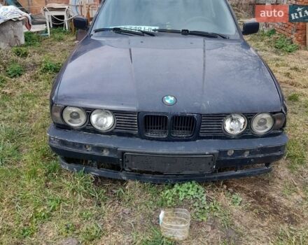 БМВ 5 Серия, объемом двигателя 2 л и пробегом 400 тыс. км за 1000 $, фото 1 на Automoto.ua