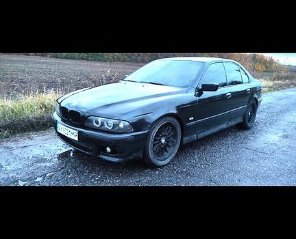БМВ 5 Серия, объемом двигателя 4.4 л и пробегом 350 тыс. км за 4100 $, фото 1 на Automoto.ua
