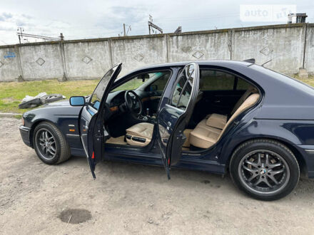 БМВ 5 Серія, об'ємом двигуна 2 л та пробігом 291 тис. км за 4800 $, фото 1 на Automoto.ua