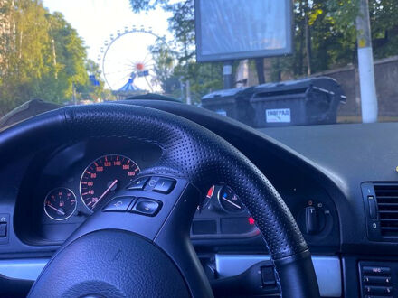 БМВ 5 Серия, объемом двигателя 3.5 л и пробегом 300 тыс. км за 5599 $, фото 1 на Automoto.ua