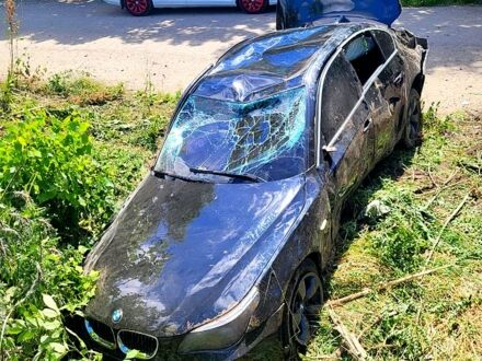 БМВ 5 Серия, объемом двигателя 3 л и пробегом 315 тыс. км за 3500 $, фото 1 на Automoto.ua