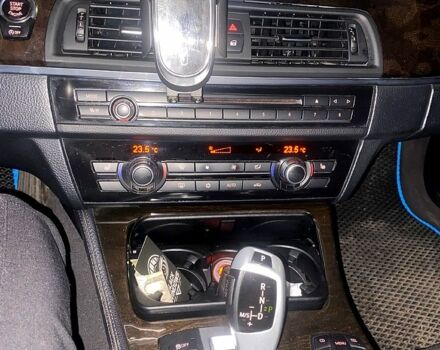 БМВ 5 Серия, объемом двигателя 2 л и пробегом 242 тыс. км за 10500 $, фото 1 на Automoto.ua