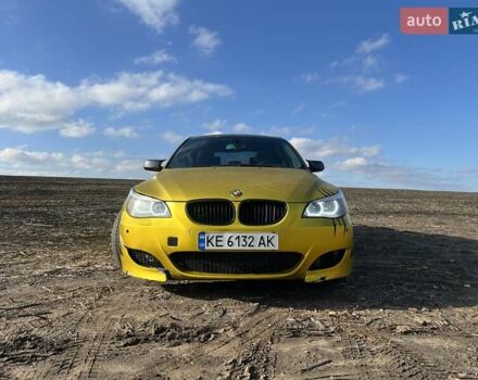 Желтый БМВ 5 Серия, объемом двигателя 2.5 л и пробегом 365 тыс. км за 6500 $, фото 1 на Automoto.ua
