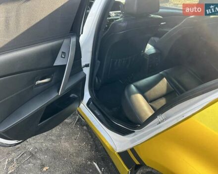 Желтый БМВ 5 Серия, объемом двигателя 2.5 л и пробегом 365 тыс. км за 6500 $, фото 13 на Automoto.ua