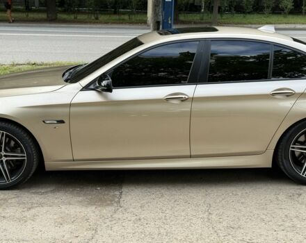 Желтый БМВ 5 Серия, объемом двигателя 2 л и пробегом 251 тыс. км за 14000 $, фото 2 на Automoto.ua