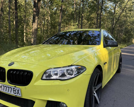 Желтый БМВ 5 Серия, объемом двигателя 3 л и пробегом 264 тыс. км за 19000 $, фото 2 на Automoto.ua