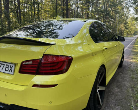 Желтый БМВ 5 Серия, объемом двигателя 3 л и пробегом 264 тыс. км за 19000 $, фото 7 на Automoto.ua