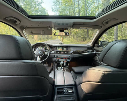 Желтый БМВ 5 Серия, объемом двигателя 3 л и пробегом 264 тыс. км за 19000 $, фото 17 на Automoto.ua